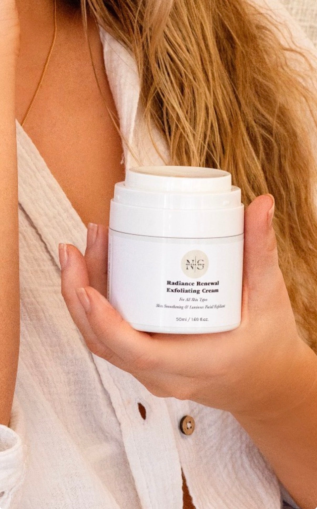 Radiance Renewal Exfoliating Cream